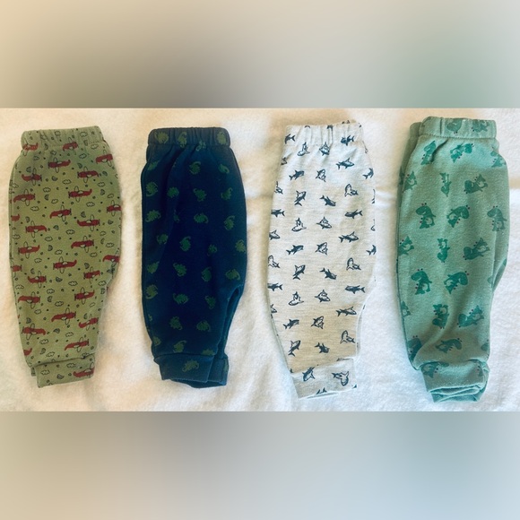 Bundle of (4) Hakochia Baby Boys Pants with various prints. - Picture 1 of 5